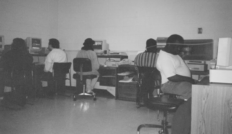 Participants in IKRON's former computer lab